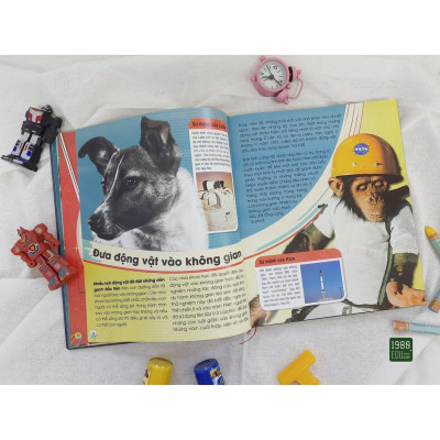 Sách  Chinh Phục Không Gian Hành Trình Kỳ Diệu