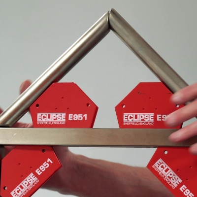 Nam châm ke góc Eclipse E951