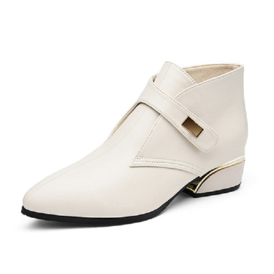 Giày boot nữ cổ thấp 4 phân hàng hiệu rosata hai màu đen kem ro308