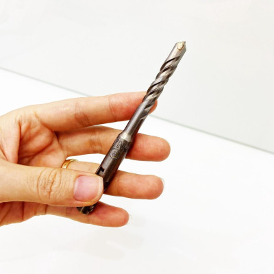 MŨI KHOAN BÊ TÔNG SDS ĐƯỜNG KÍNH PHI Ø 8 DÀI 110MM ĐẦU DẸT KYNKO MKDBTSDSP- 8110