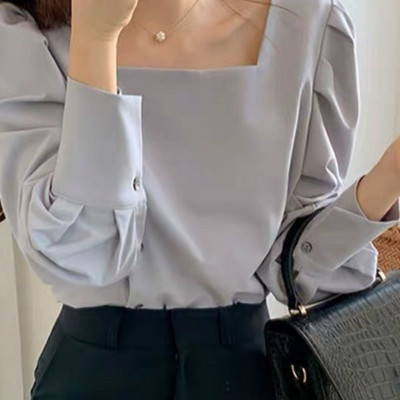 ÁO CỔ VUÔNG PHỐI NÚT