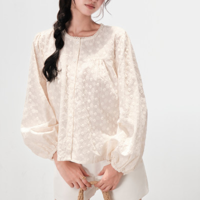 Áo sơ mi nữ thêu hoa tay dài bồng cổ tròn phong cách Liam Miều Est.2013