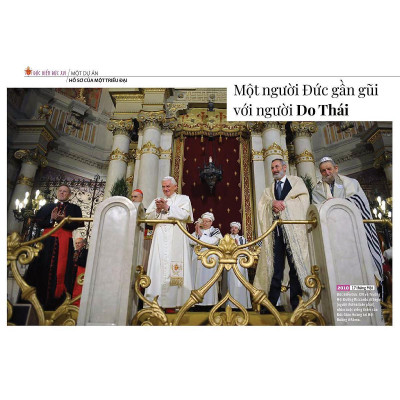 Sách - Đức Giáo Hoàng Biển Đức XVI - Rất Khiêm Nhu Rất Vĩ Đại - Bayard Việt Nam