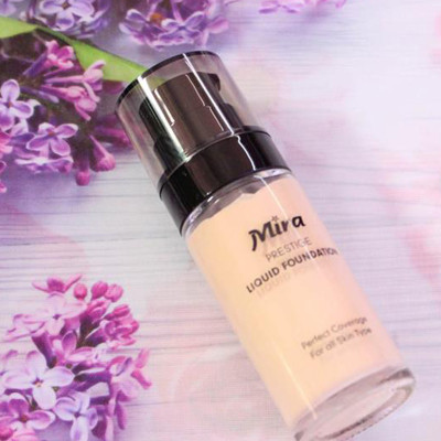 Kem nền chống nắng Mira Liquid Foundation No.13 da trắng tặng kèm móc khoá