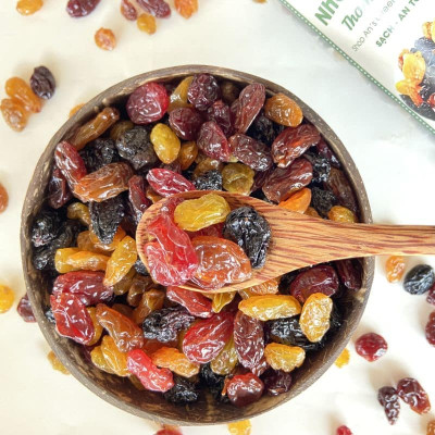 Nho Đen Chile Sấy Khô Viettin Mart 500g