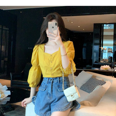 ÁO CỔ VUÔNG TAY NHÚN XINH XẮN