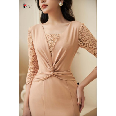 Đầm ôm đuôi cá tay ren cổ vuông Tri