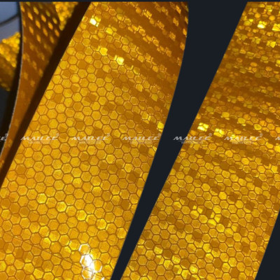 Băng Dán Cuộn Decal Phản Quang Dán Xe Ô Tô, Xe Máy, Xe Tải 25 mét x 5cm Màu Vàng, Chất Liệu PVC Chống nước tốt, Dán Cảnh Báo An Toàn Ban Đêm - Mai Lee