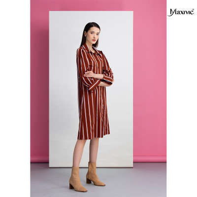 Đầm sơmi sọc nâu Maxivic M022334 