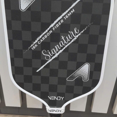 Vợt Tập Pickleball VENDY Signature 18K Carbon Fiber 16mm - Hàng Chính Hãng (1 Cái)