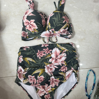 Bikini 2 Mảnh Cạp Cao Họa Tiết