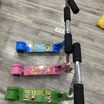 Xe Scooter Cho Bé Centosy 951 Dành Cho Bé Dưới 40Kg, Có Bánh Phát Sáng, Điều Chỉnh Được Chiều Cao