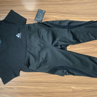 SET ĐỒ NỮ GỒM QUẦN LEGGING LỬNG VÀ ÁO THUN NỮ NGẮN TAY ĐA NĂNG