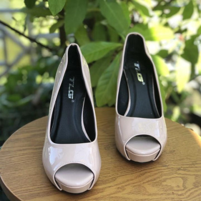Giày nữ cao gót hot trend  trẻ trung năng động 21310
