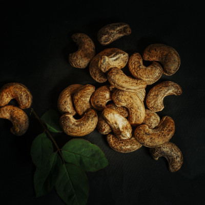 Hạt điều rang muối Hồng Đức - Đặc sản hạt Điều Bình Phước chứng nhận OCOP - Loại cao cấp có vỏ lụa - Quà tết ý nghĩa tặng người thân và đối tác