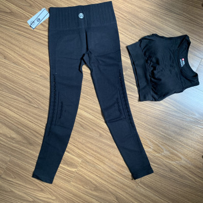 Set Bộ Quần Áo Tập Thể  Thao Nữ Gồm Quần Dài Và Áo Bra