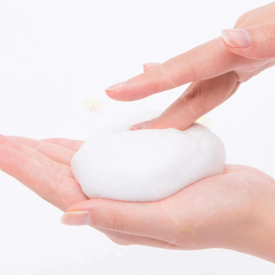 Sữa Tắm Tạo Bọt Dưỡng Trắng Và Làm Mềm Mịn Da Hương Cam Yuzu & Mật Ong Softymo Kosé Natu Savon Nhật Bản Chai 500ml