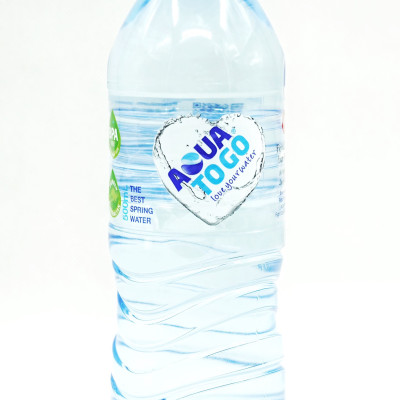 Lốc 20 chai Nước khoáng thiên nhiên đóng chai Aqua ToGo