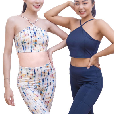 Bộ đồ thể thao LMcation - Áo ngực thể thao cổ yếm Sophie & Quần lửng thể thao trên gối túi 2 bên - Xanh đen