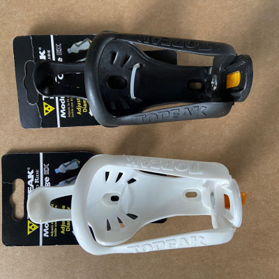 Bình nước xe đạp thể thao cao cấp và gọng bình, dung tích 750ml