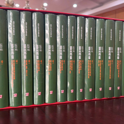 (Boxset bìa cứng) Bộ sách LỊCH SỬ QUÂN SỰ VIỆT NAM (14 tập) – Viện Lịch sử Quân sự Việt Nam, Bộ Quốc phòng - NXB CTQGST