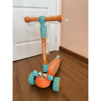 Xe Scooter Trẻ Em Centosy-XT 306, Có Nhạc, Có Đèn Phát Sáng, Điều Chỉnh Được Chiều Cao, Có 3 Màu