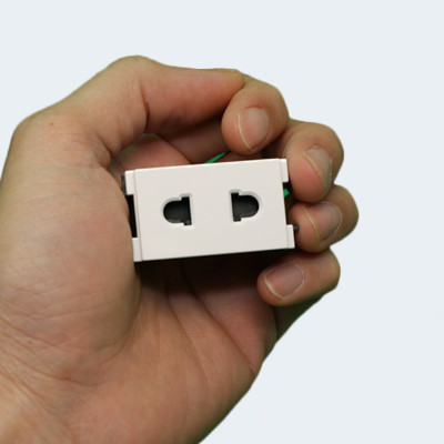 Ổ cắm đơn 2 chấu 10A, size S (F30426USM_WE_G19) S-Flexi