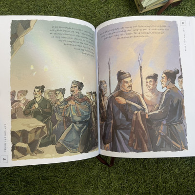 [Bộ LỊCH SỬ VIỆT NAM BẰNG TRANH] - BÌA CỨNG - IN MÀU TOÀN BỘ - NXB TRẺ  - [Lam Sơn dấy nghĩa] -