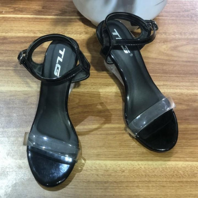 Sandal nữ cao cấp hot trend  trẻ trung năng động 20820