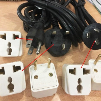 Ổ Cắm Điện - Đầu Chuyển Đổi Phích Điện 3 Chân Sang 2 Chân || 3 Chạc Sang 2 Chấu, Nhỏ Gọn, Tiện Dụng, An Toàn. TakyHome 8611