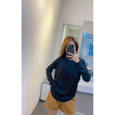 Baciami-Áo Lụa Tay Dài Phôm Suông