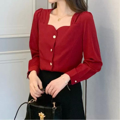 Áo kiểu Judy cổ vuông phối nút sang trọng - form dáng chuẩn, dễ dàng mix cùng chân váy, quần mặc dự tiệc, đi làm