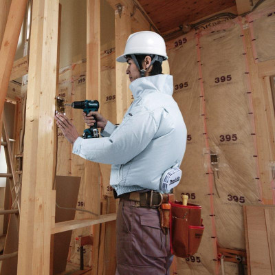 ÁO KHOÁC LÀM MÁT DÙNG PIN - SIZE 3L MAKITA FJ202DZ3L (KHÔNG KÈM PIN VÀ SẠC) - HÀNG CHÍNH HÃNG