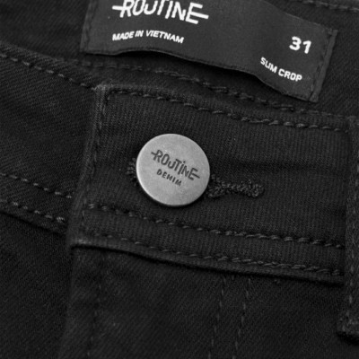 ROUTINE | Quần jean đen trơn form Slim Crop (chiều dài đến mắt cá chân) - 10S25DPA108CR1 | ROUTINE CÀ MAU