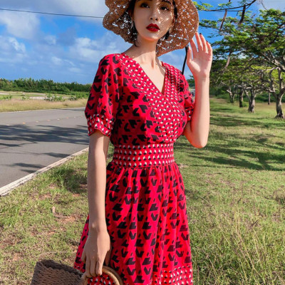 Váy maxi lửng dáng xòe, họa tiết thổ cẩm nổi bật, chất dày đẹp, đầm nữ vintage cổ chữ V, váy đi biển, du lịch đẹp | MX012