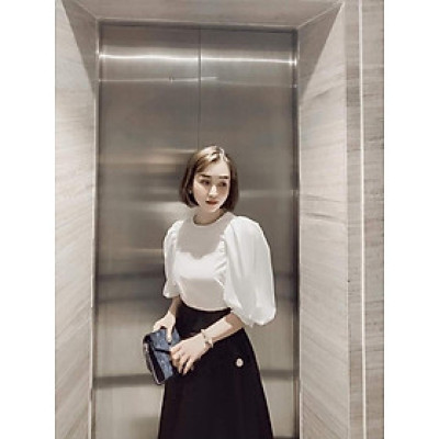 Áo Cổ Tròn Tay Bo Hella