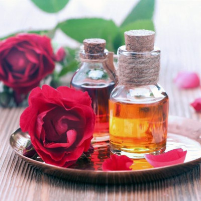 Tinh dầu hoa Hồng 10ml Mộc Mây - tinh dầu thiên nhiên nguyên chất 100% - chất lượng và mùi hương vượt trội