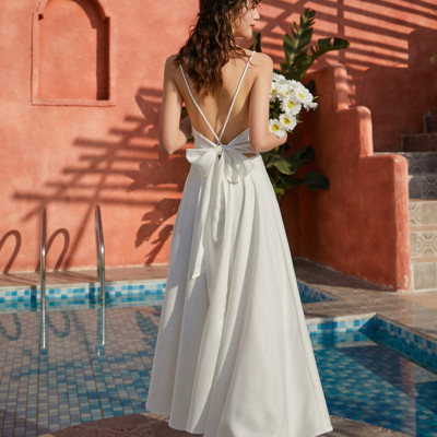 Đầm maxi lụa trắng siêu sang, dáng xòe dài thướt tha, váy maxi 2 dây, lưng trần đan nơ quyến rũ, chất lụa mềm | MX050