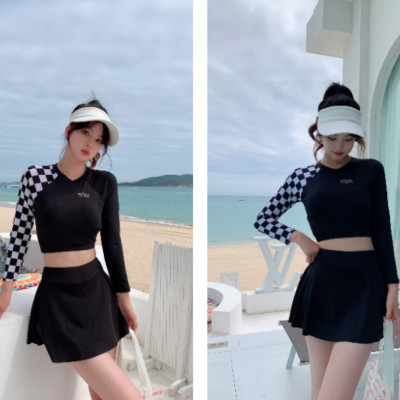 Bộ đồ bơi bikini kín đáo nữ hai mảnh đi tắm biển áo dài tay kèm váy - B34