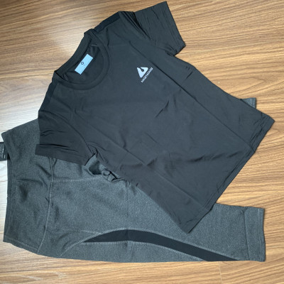 SET ĐỒ NỮ GỒM QUẦN LEGGING LỬNG VÀ ÁO THUN NỮ NGẮN TAY ĐA NĂNG