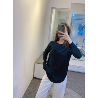 Baciami-Áo Lụa Tay Dài Phôm Suông