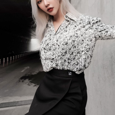 Chân váy vạt đắp xếp ly đen